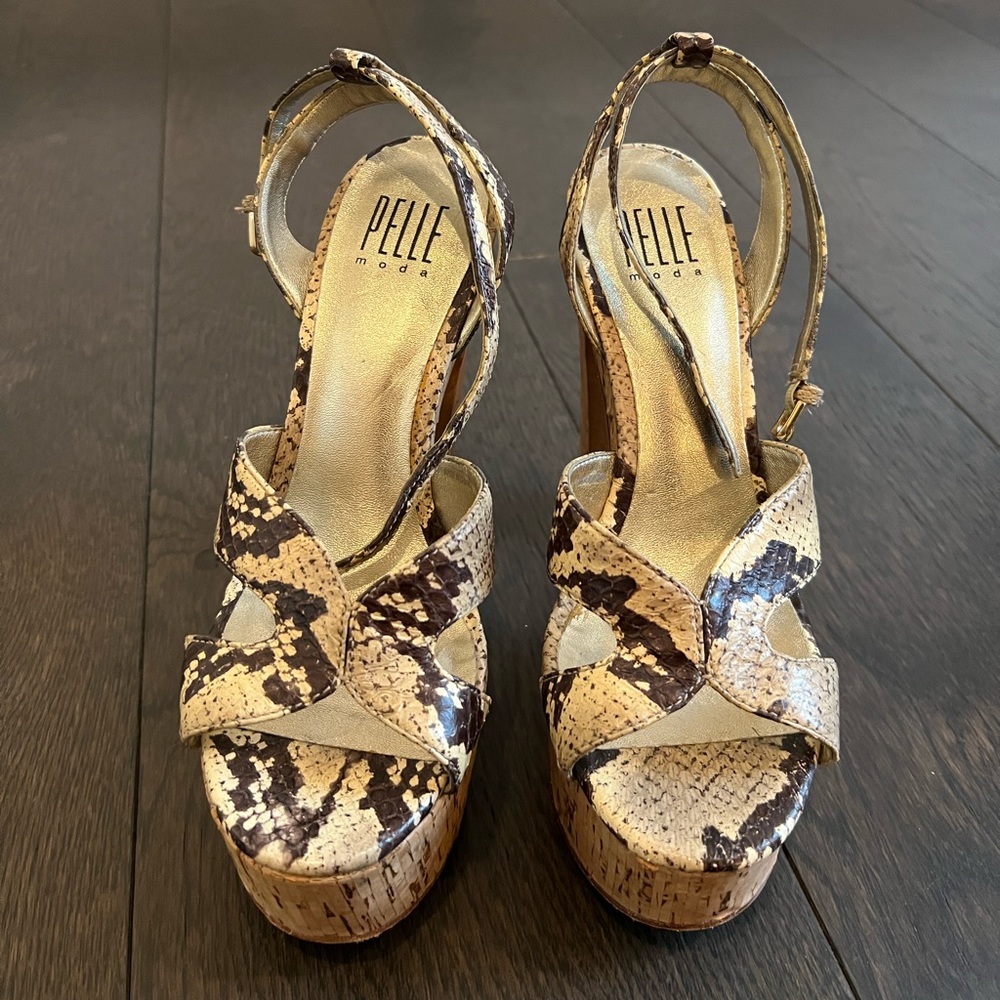 PELLE MODA Snake Leather and Cork Platform Heels. Size 6